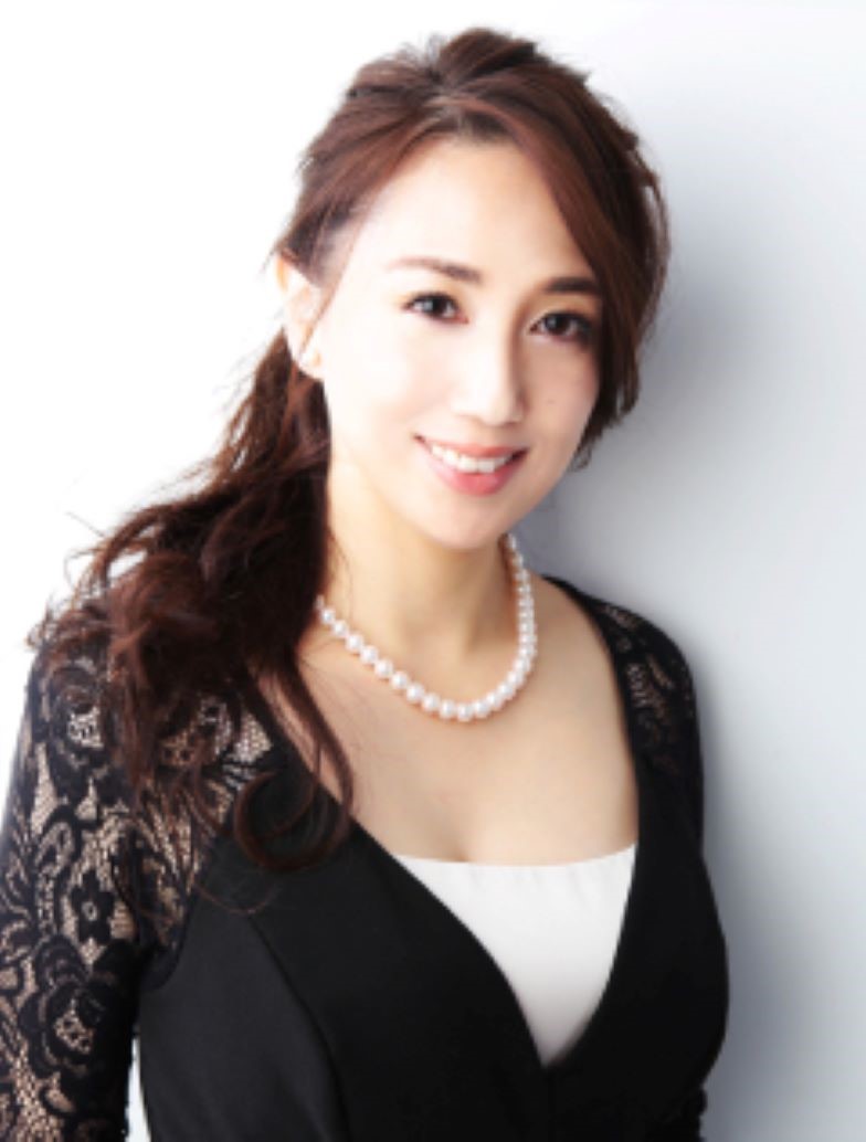 内田梓, AICI CIC画像