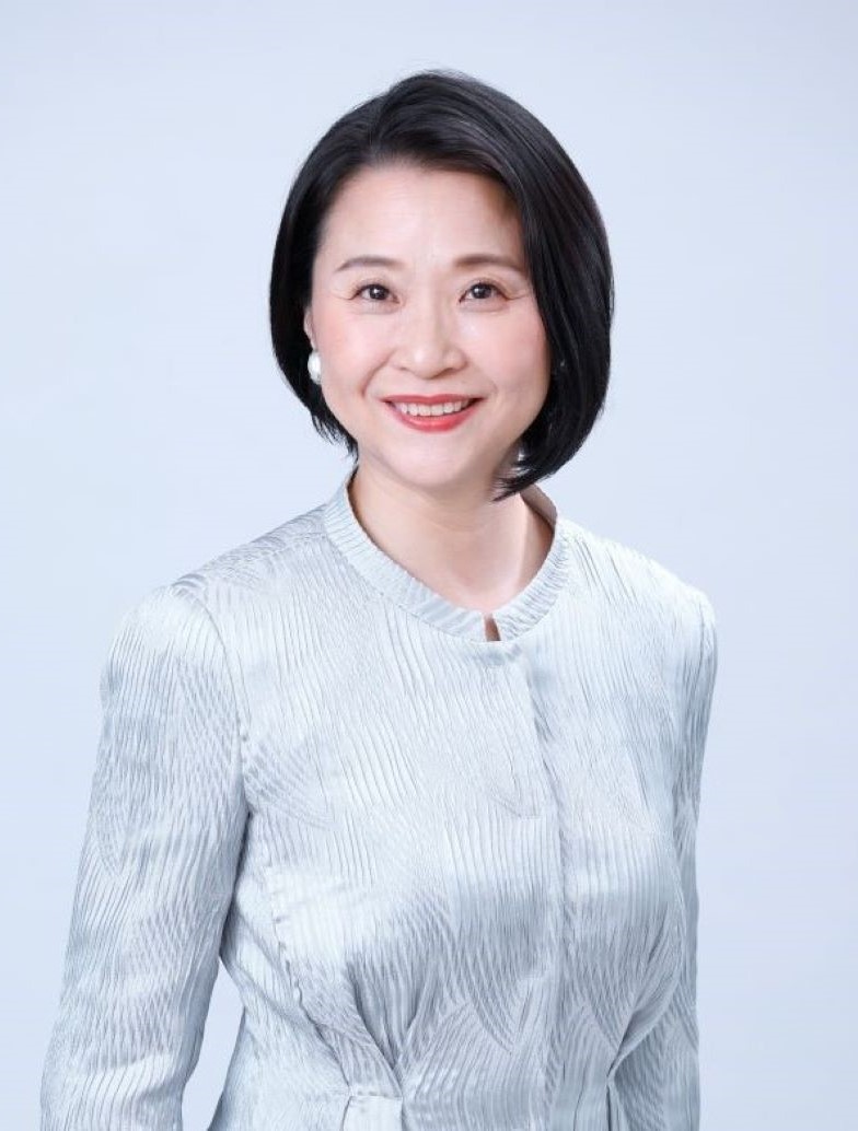 長島佳美, AICI CIC画像